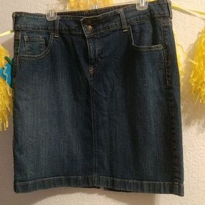 Old Navy denim skirt